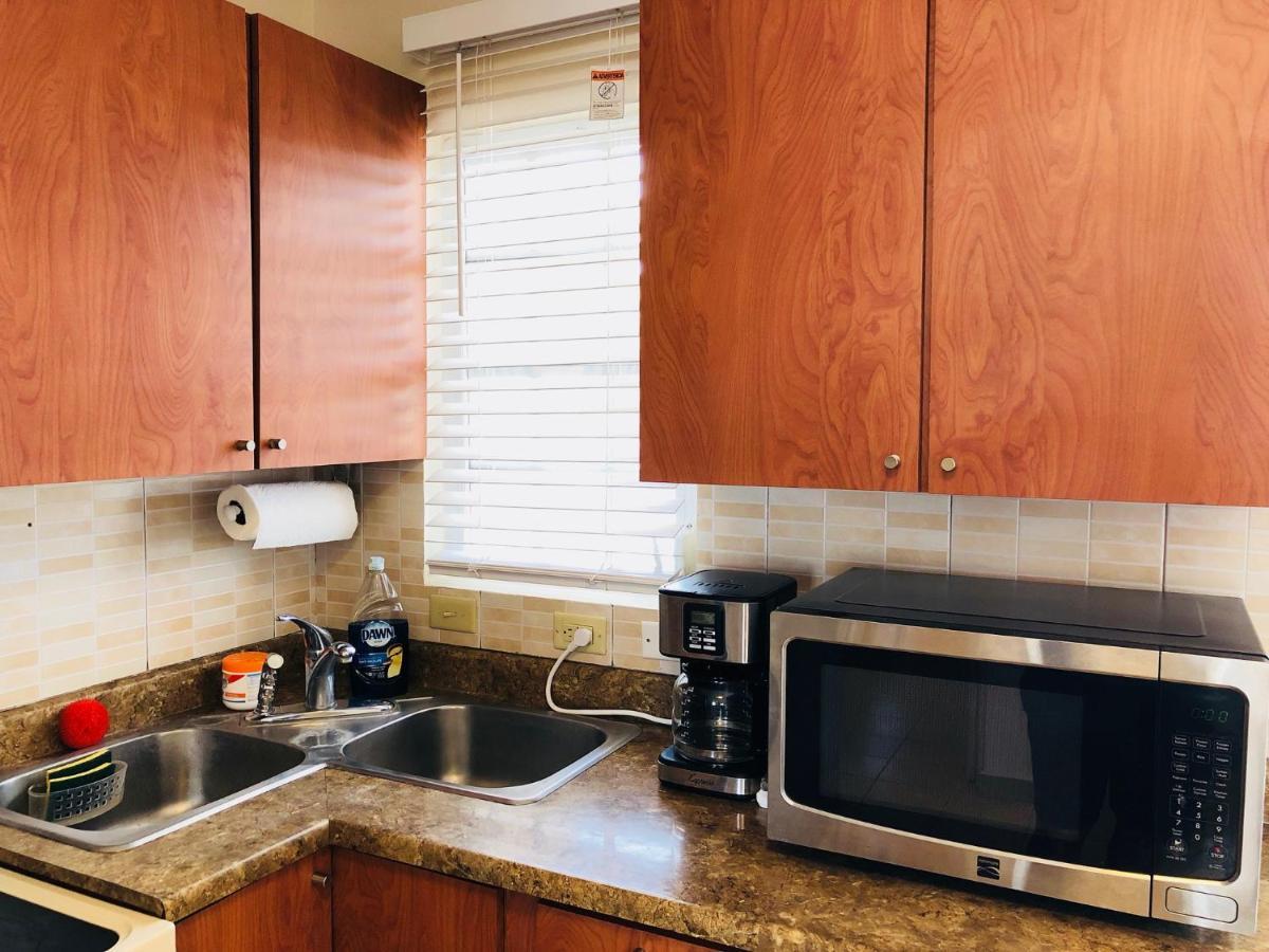 Appartamento Luxury Retreat With Private Jacuzzi And Mountain Views Free Parking Ponce Esterno foto