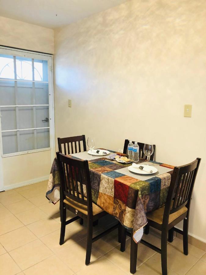 Appartamento Luxury Retreat With Private Jacuzzi And Mountain Views Free Parking Ponce Esterno foto